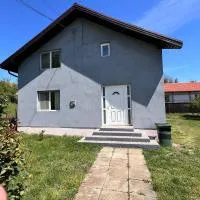 Vlădești house, hotel u gradu Vlădeşti