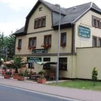 Pension Zur Libelle, hotel en Luisenthal