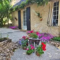 Chambre d'hôtes l'Heure Bleue, Hotel in Saint-Alvère
