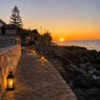 Villa Harmonia II-Seafront Retreat, hotel em Livadáki