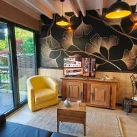 Escapade bien-être Loft Balnéo Terrasse & Jardin: Belfort şehrinde bir otel