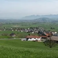 Moderne & grosse Wohnung mit atemberaubernder Aussicht über das Rheintal, hotel u gradu Grabs