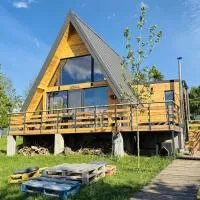 A-Frame Cabin with Private Hot Tub, ideal for Families - Bangkok โรงแรมในŞelari