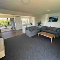 Newly renovated home: Blenheim şehrinde bir otel