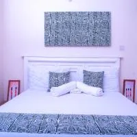 Makao Kilifi - modern & secure 1BR، فندق في كيليفي