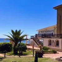 Hotel Restaurante Playa de Estorde, hotel em Cee