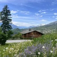 Himalayan vibes، فندق في Icogne