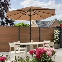Ferienwohnung Marina: Wiesmoor şehrinde bir otel
