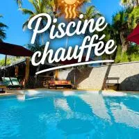 Hôtel Coco Island, hotel u Saint-Gilles-les-Bainsu