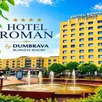 Hotel Roman by Dumbrava Business Resort, viešbutis mieste Romanas