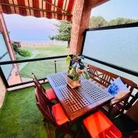 Studio tout confort au calme, vue mer, terrasse, piscine et plage, hotel Santa-Lucia-di-Morianiban