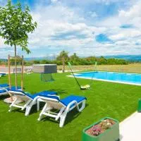 Vacation apartments Mario with pool, hotel Turjaciban