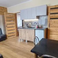 Domki i pokoje Piano – hotel w Okunince