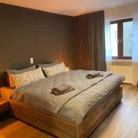 Ferienwohnung CostadelSool - 100m zur fränkischen Saale, מלון בהמלבורג
