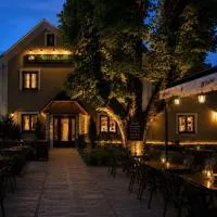 Hotel & Restaurant Pod Kaštany, hotel en Krupka - Marsov