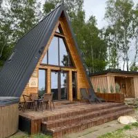 Wildcabinpanoramic Marisel, hotel in Mărişel