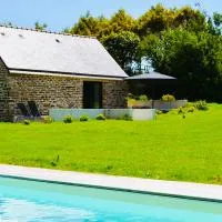 La petite maison de Celestine、Plonéour-Lanvernのホテル