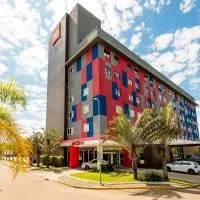 Ibis Porto Alegre Assis Brasil - Estacionamento Gratuito para hospedes, hotel em Cachoeirinha