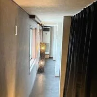 ゲストハウスヤドカリ, hotel u gradu Nanao