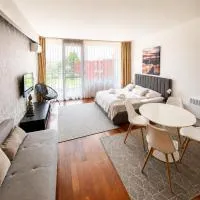 BL Yachtclub Lakeview Apartment โรงแรมในบาลาตอนแลลเล