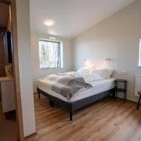 Peaceful Bedroom by the Diamond Circle، فندق في Garður