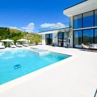 Villa 30 Luxury Place Vlore, khách sạn ở Fshati i Ri