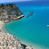 Andrew's Apartament Tropea, hôtel à Ciaramiti
