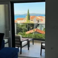 Apartment Infinito Žaborić، فندق في زابوريتش