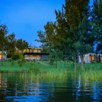 Eben Lake Kivu cottages and Villas, hotel en Kagano