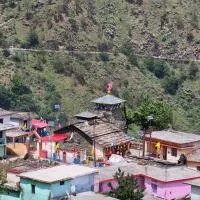 Chaukhamba Pine Cottage & HomeStay, Hotel in Rānsi
