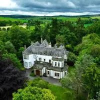 Edinburgh Country Estate Rooms & Apartments, хотел в Gorebridge