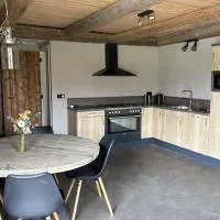 Landelijk logeren op een rustige locatie, hotel Lippenhuizen városában