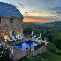 La Grange de Magdeleine, hotel sa Salles-la-Source