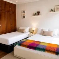 Viesnīca Chalet Bilbao-Aeropuerto pilsētā Sondika