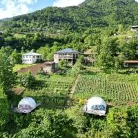 Glamping Machakhela 2: Ch'ik'unet'i şehrinde bir otel