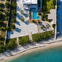 Villa Pelagos, хотел в Куцунари
