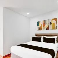 Super Townhouse B N Reddy Formerly Capitol Stay Inn, hôtel à Surūrnagar