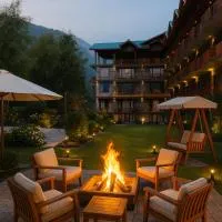 Himalayan Fort Resort, Manali - A Riverside Retreat, hotell i Manāli