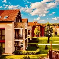 Birdland Apartman، فندق في بوك