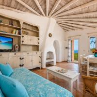 Sea View Three-Bedroom House 50m from the Beach 2, hotel u gradu Baja Sardinia