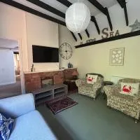 Holiday Cottage - 4 bedrooms, готель у місті Веллс-некст-те-Сі