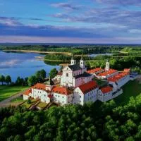 Pokamedulski Klasztor w Wigrach, хотел в Вигре
