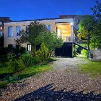 Hotel DADU, hotel u gradu 'Samtredia'