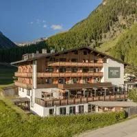 Naturhotel Falknerhof, hotel u gradu 'Niederthai'