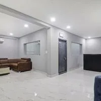 Hotel Ivory Towers، فندق في حيدر أباد