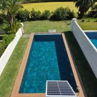 Private villa with pool, khách sạn ở Bouznika
