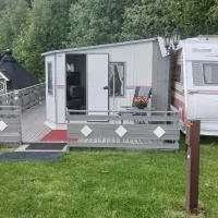 Hagen Camping Mini hus, hotel sa Kjerrvika