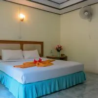 Traveller's Home Safari Resort, hotel i Udawalawe