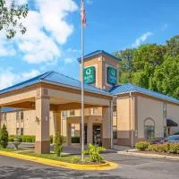 Quality Inn Fuquay Varina East, hotel en Fuquay-Varina