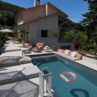 Les terrasses du Pilat, hotel a La Valla-en Gier